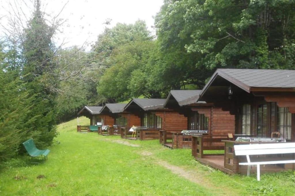 "Le Maloya" Chalets Independants -Chambre Balneo - Relais Motards Lacaune Buitenkant foto