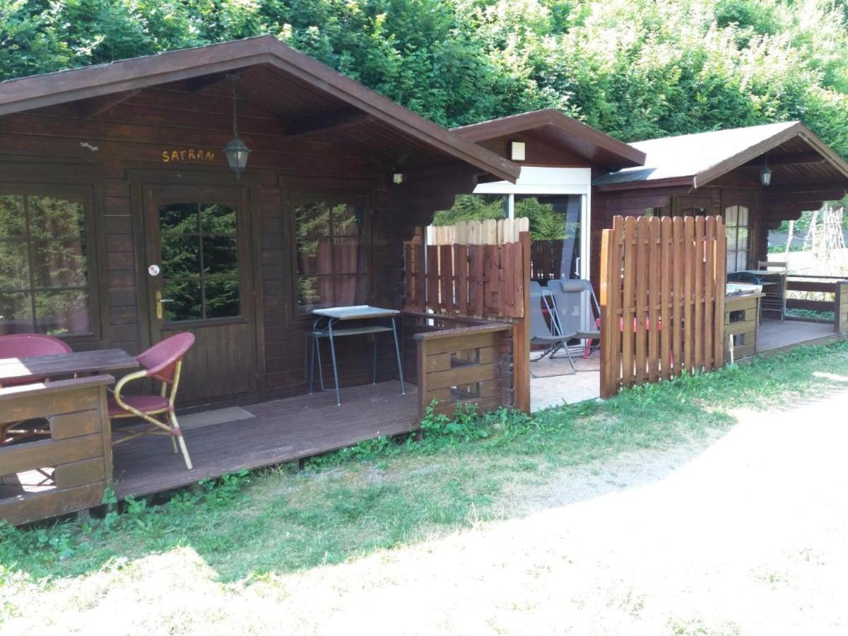 "Le Maloya" Chalets Independants -Chambre Balneo - Relais Motards Lacaune Buitenkant foto